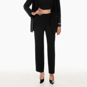 Babaton Pleated Pant from Aritizia in BLACK.